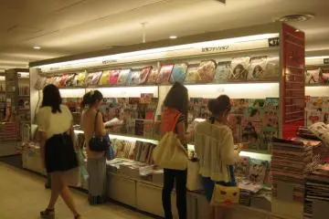 there are magazine sections for those who wish to spend some time