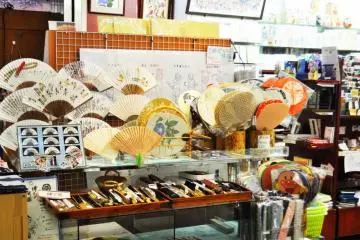 ร้านขายของที่ระลึกสวยๆ