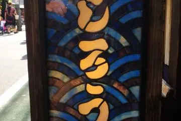 Shirou’s stained glass sign 
