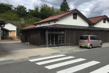 Okigyuten from the outside.