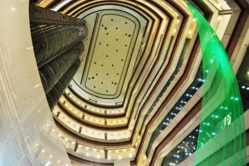 مركز التسوق (أي إم إس) IMS