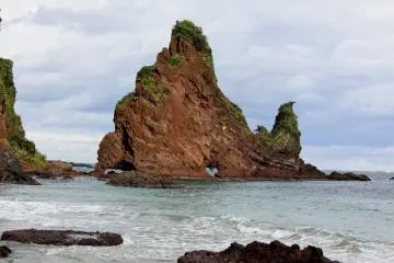 The heart-shaped hole in a rock on the Akiya Coast