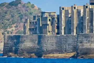 They built high seawalls to protect the island from the constant storms