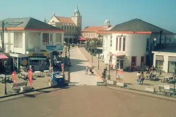 씨사이드 모모치 해변!