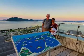 Rey & Miwa at Takamatsu Symbol Tower