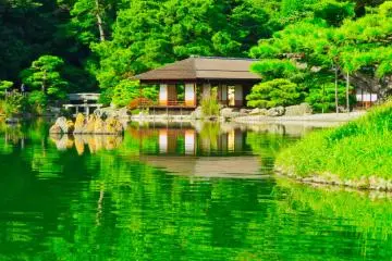  Kikugetsu-tei Tea House, Ritsurin Garden
