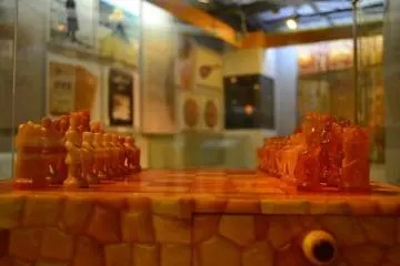 <p>European style amber chess set.</p>