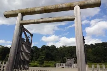 Torii gate with doors at Emperor Jimmu's Mausoleum