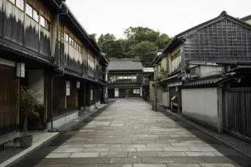 Higashi Chaya District