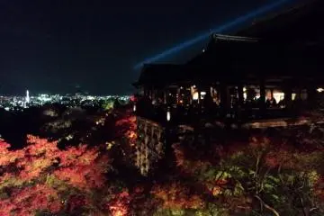 Kiyomizu Dera at night