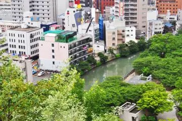 A view of the river below. (Photo: Michelle Madden)