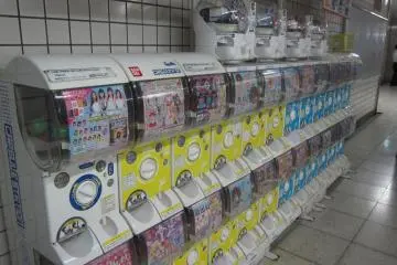 <p>Lupa membawa hadiah untuk anak?</p>