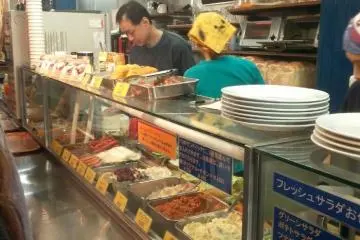 여러 토핑 중에 취향대로 골라서 주문하시면 됩니다.!