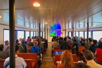 On-board presentation of Naval Port