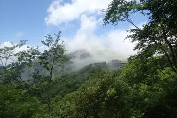 The restaurant and top ropeway station