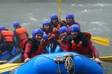 Preparing to raft down Tone River in the pouring rain. (Photo: Canyons Japan)