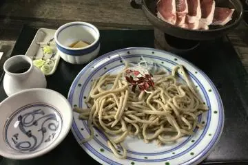 จานเด็ดที่ทางร้านจัดให้ โซบะเย็นกับเป็ดย่าง