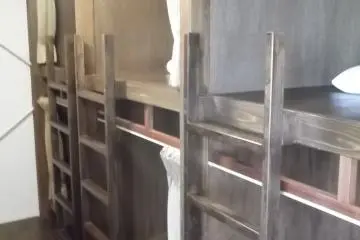 The capsule area