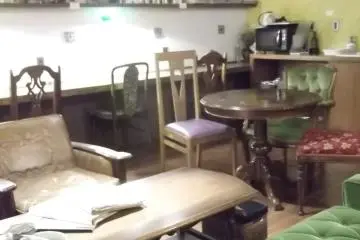 The common area for guests to eat and relax