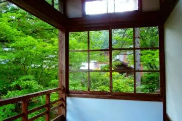 You can rest inside the main temple and enjoy the moment of peace