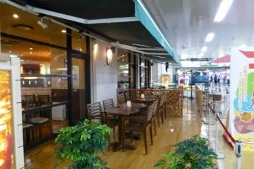 Estacion Express' seating area