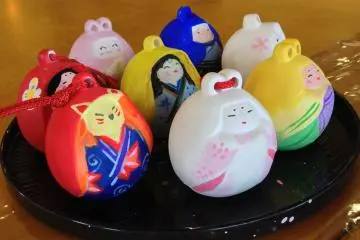 One of the crafts available here involves painting a traditional clay bell