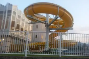 The yellow corkscrew