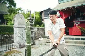 A swordmaster in action