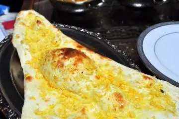 And for the main course: giant pieces of naan, chicken kashmir and cheese kofta