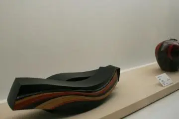 'Wave Motion', vase, 1986, Koseki Rokuhei, Japanese lacquer on plastic