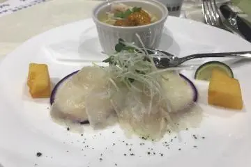 Tora-Fugu, Snow-Crab & Urchin cream