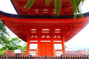 The first level of the Five Story Pagoda