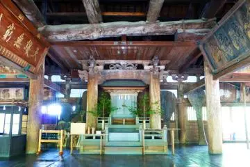 The hall is now a shrine dedicated to the soul of Toyotomi Hideyoshi