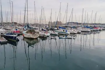 Enoshima Yacht Harbor