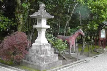 Statue for the animals killed in combat