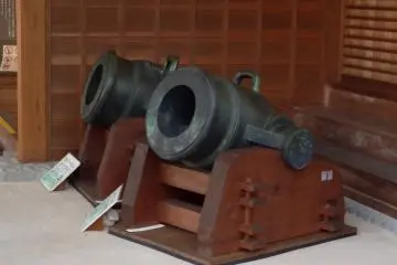 Cannons on display outside the Castle Museum