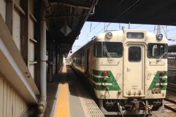 An old train going to the Oga Coast from Akita