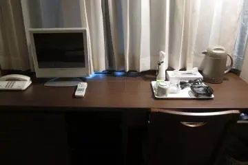 Spacious desk