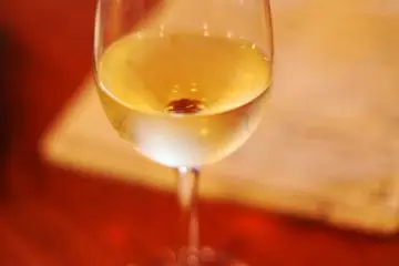 The bar offers, wine, beer, spirits and cocktails
