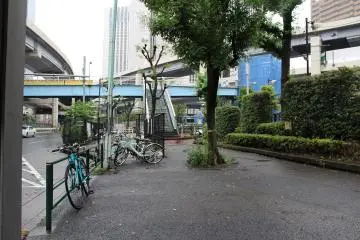 Gallery image