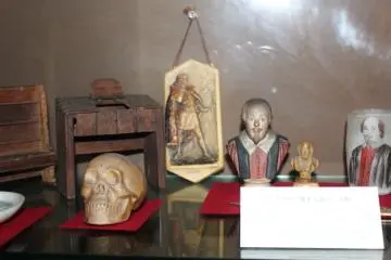 Miniature models of stage props (Photo: Erika Clark )