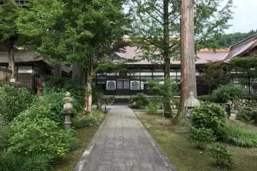 The grounds are lush and green at this time of year