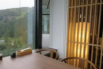 The restaurant is a delight in every season, my first visit was in fall, but I soon came back in wint