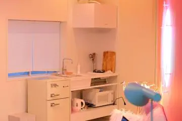 A practical kitchen with all the basic amenities