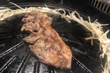 Thick sliced lamb