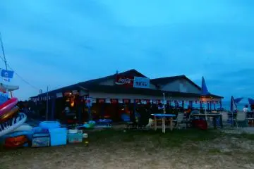 There is a beach house at Uminonakamichi