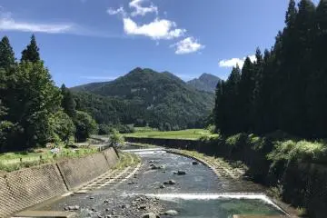 Mountains and rivers 