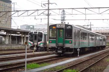 รถไฟที่เรารอคอย