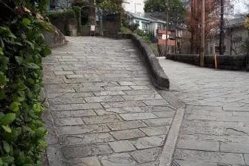 Another part of Dutch Slope