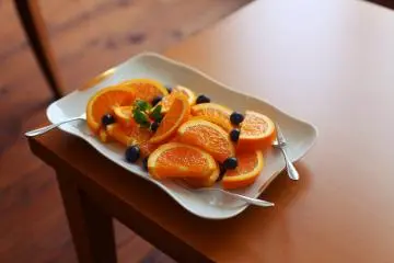 Buah segar gratis—camilan yang sempurna di hari yang panas!